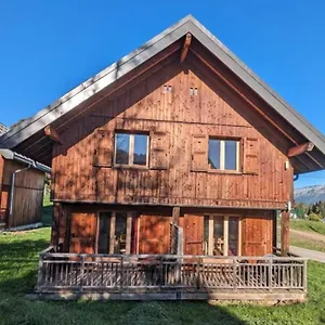  Hébergement de vacances Moeki Acces Piscine Sauna